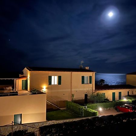 Appartamento Romantico Con Piscina Cervo Bagian luar foto