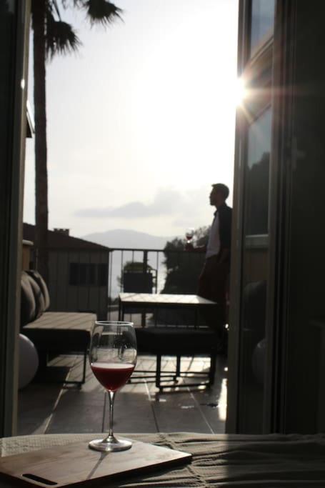Appartamento Romantico Con Piscina Cervo Bagian luar foto