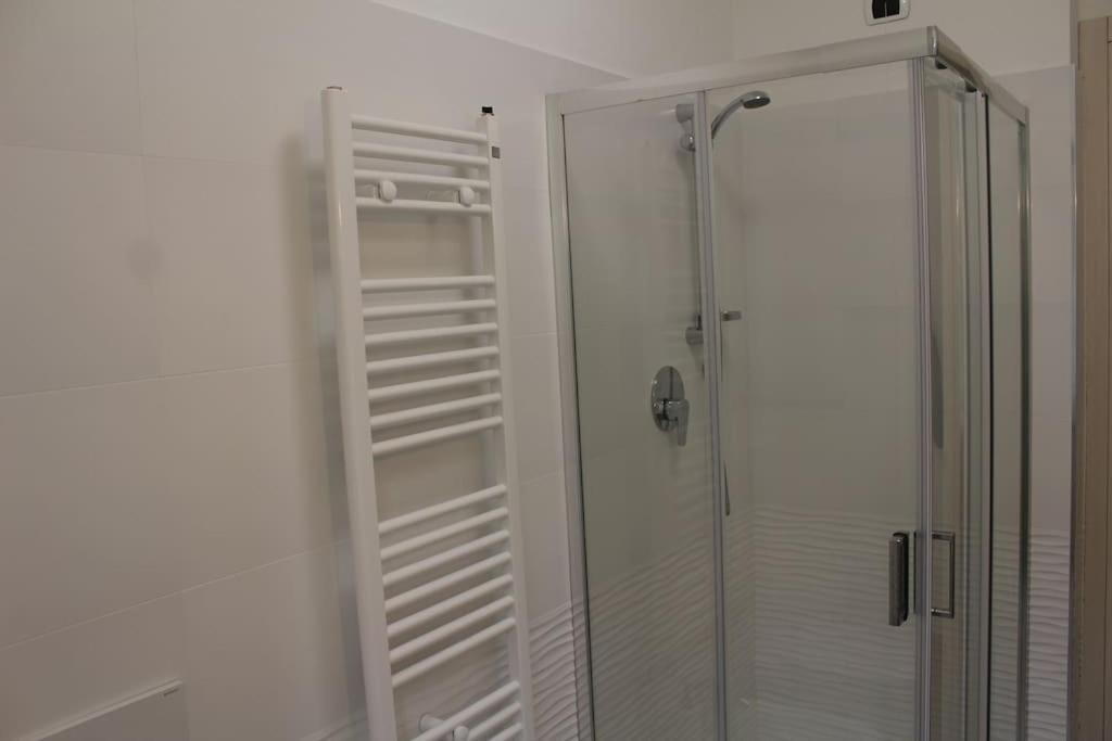 Appartamento Romantico Con Piscina Cervo Bagian luar foto