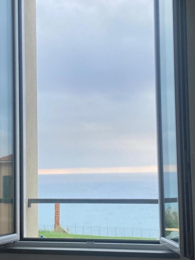 Appartamento Romantico Con Piscina Cervo Bagian luar foto