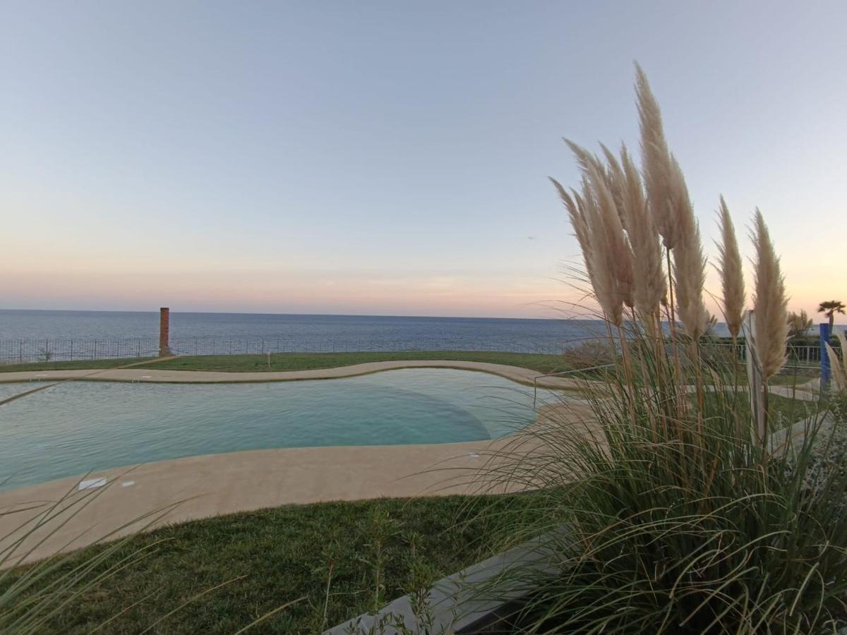 Appartamento Romantico Con Piscina Cervo Bagian luar foto